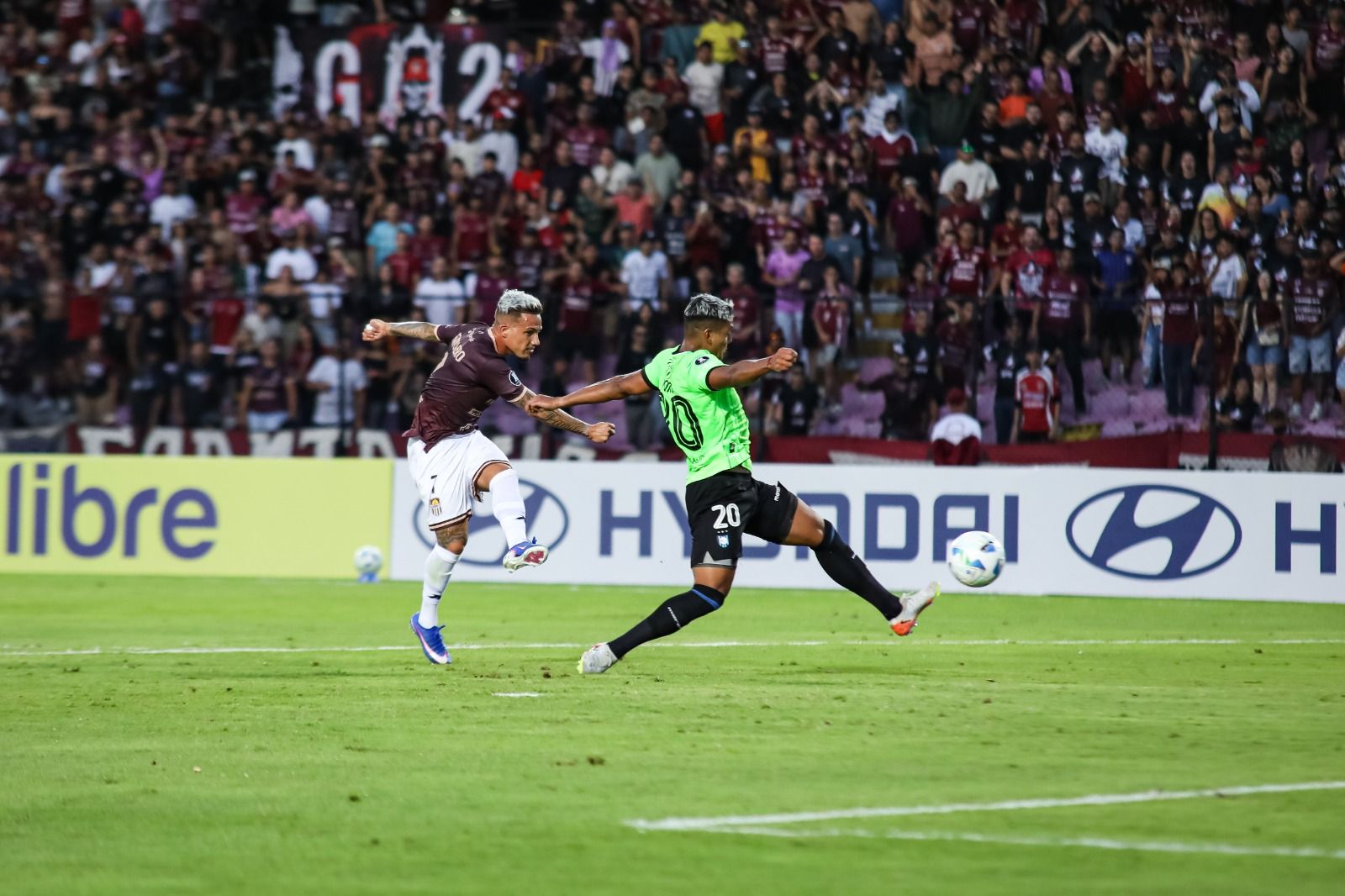 Carabobo Claim First Leg Win