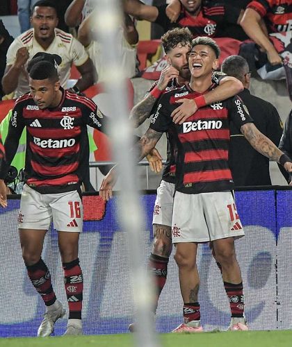 Flamengo golpeó primero: venció a Racing en la ida