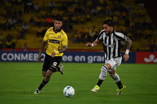 Barcelona y Botafogo, a mano